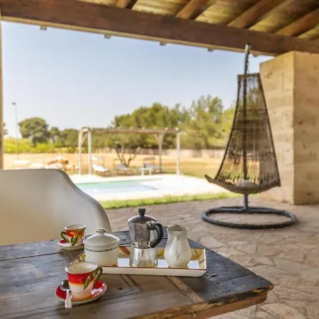 Bed and breakfast Salento Con Piscina 3*