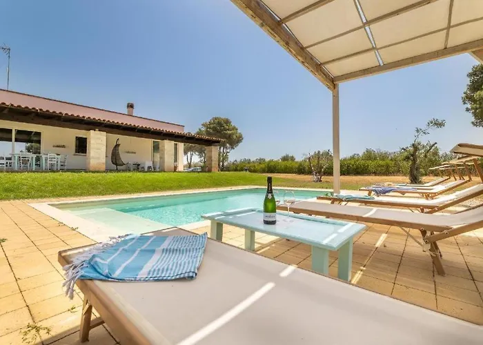 Salento Con Piscina 3* Lecce